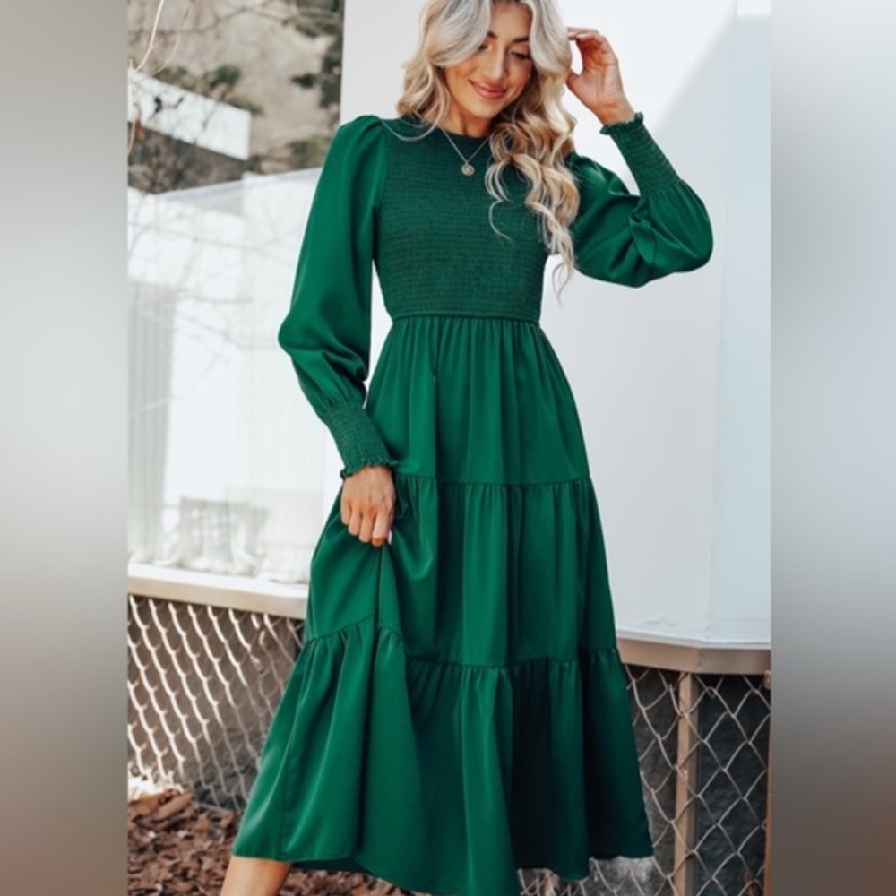 Smocked‎ Tiered Hem Long lantern Sleeve Solid Forest Green Midi Dress Size Large